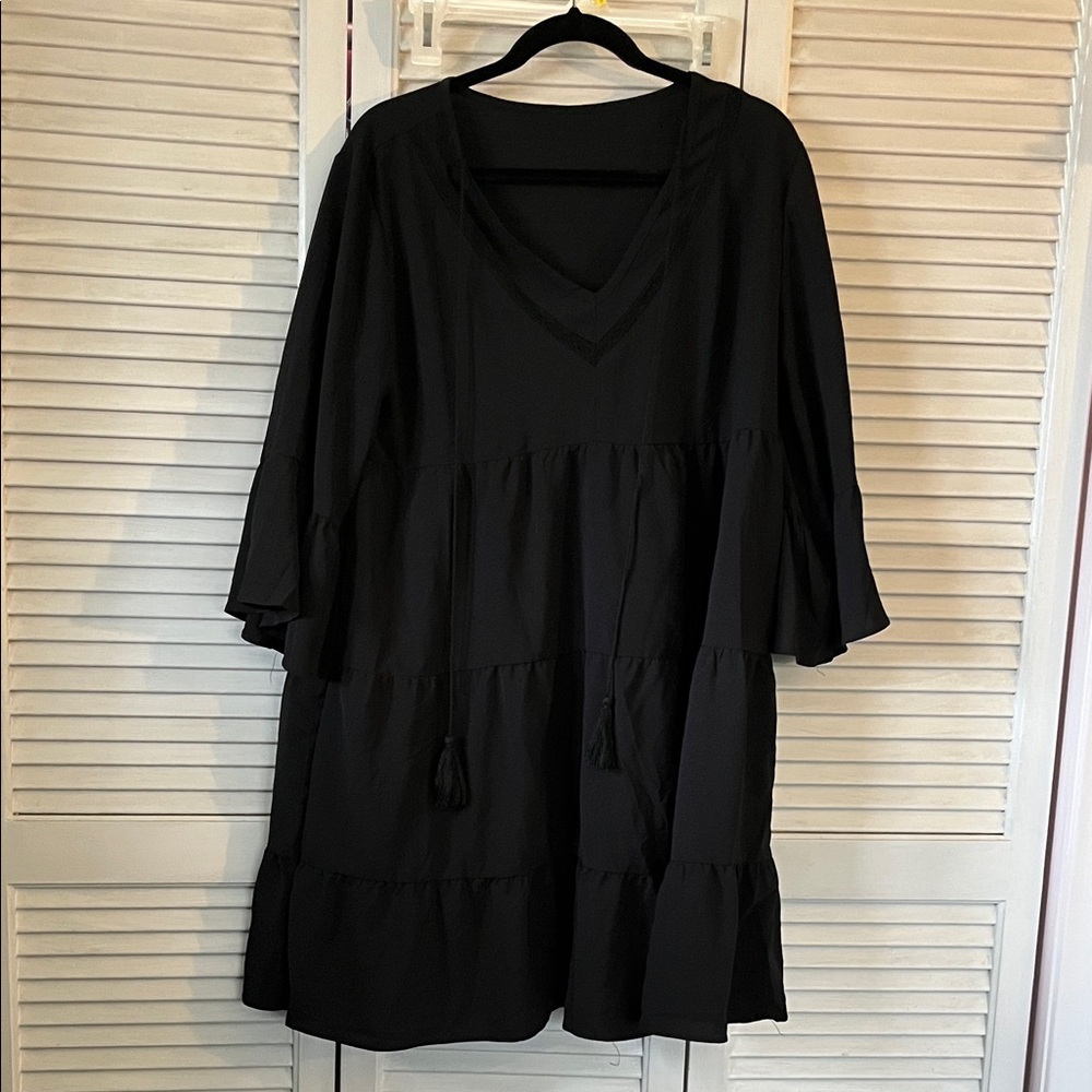 Black Tiered V-Neck Tassel Tunic Dress